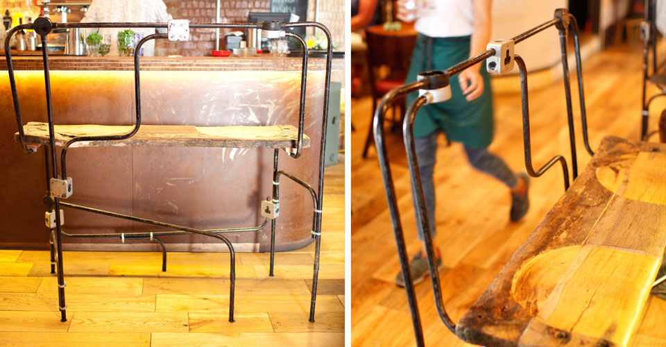 Conduit bar Couples